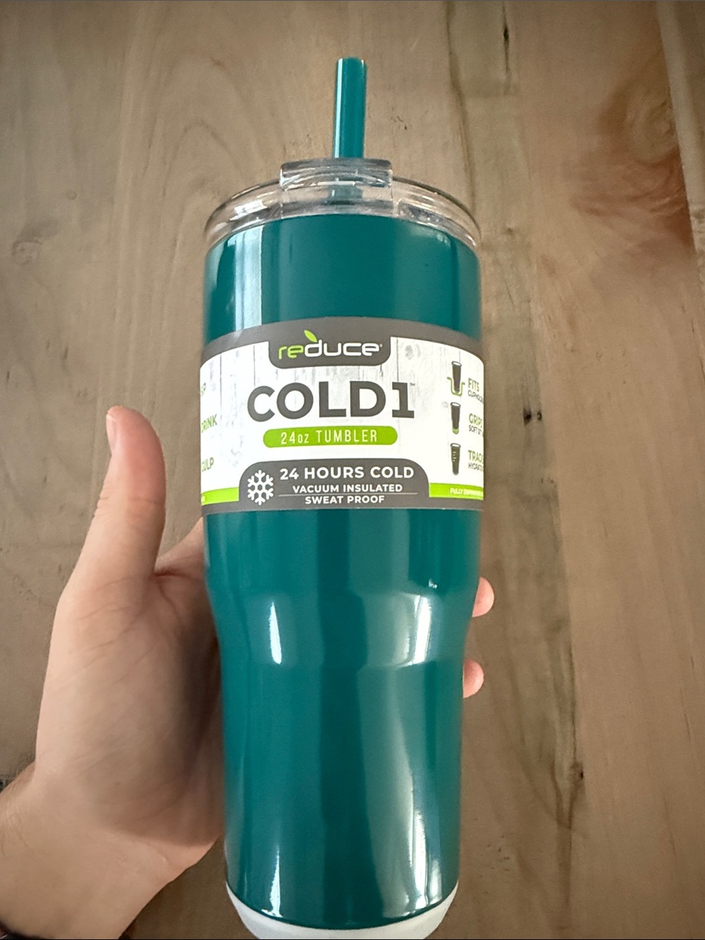 Reduce Cold1 24oz Vacuum Insulated Tumbler in Teal with Straw